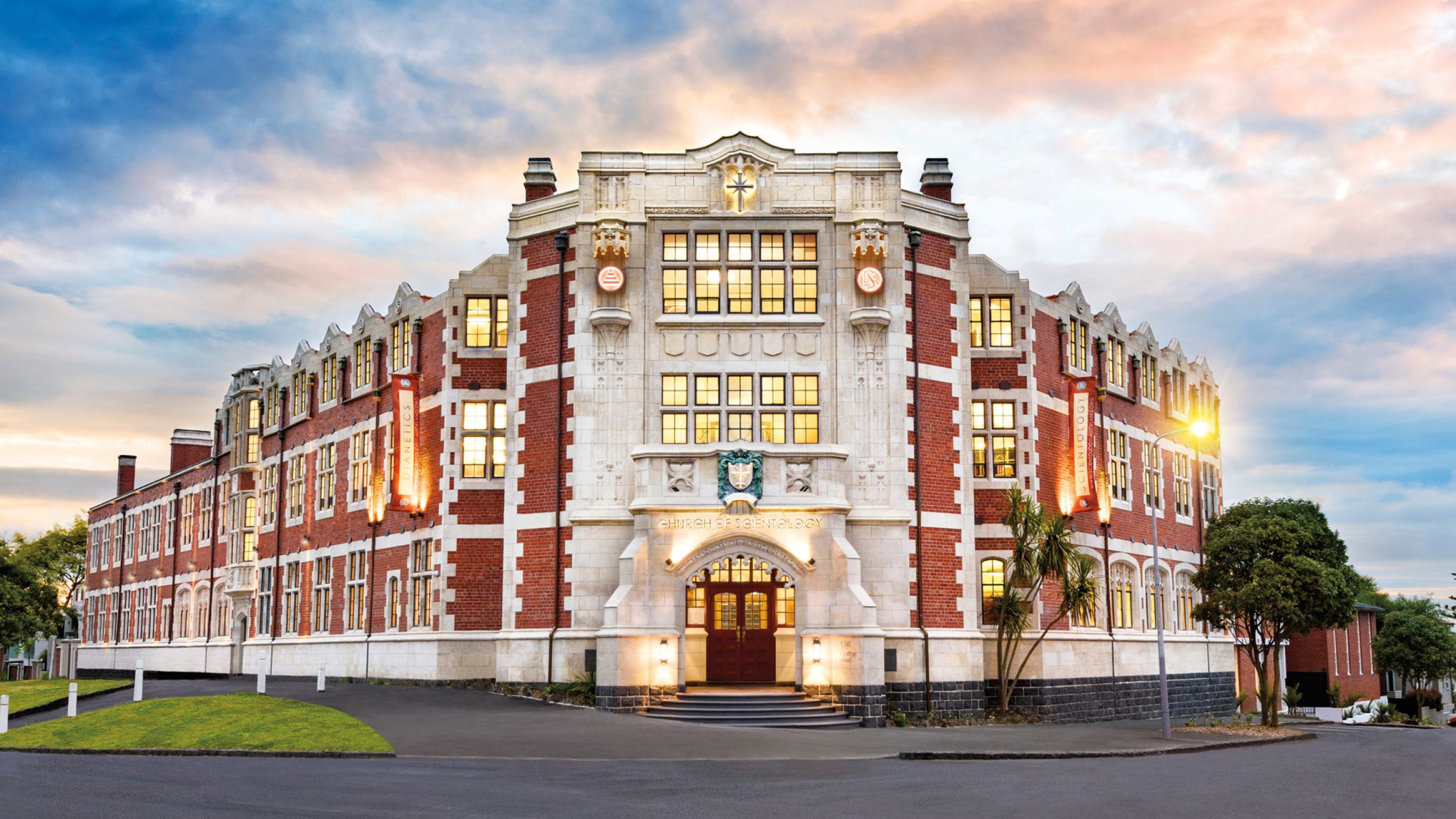church-of-scientology-auckland-exterior_de